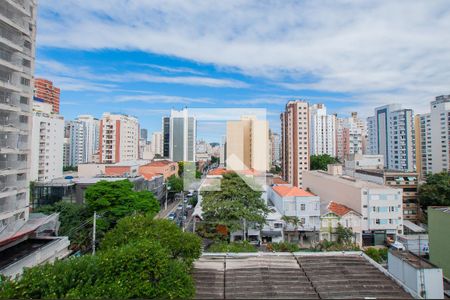 Vista da Sala de apartamento à venda com 2 quartos, 73m² em Pinheiros, São Paulo