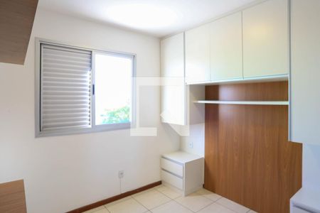 Quarto de apartamento para alugar com 3 quartos, 73m² em Palmares, Belo Horizonte