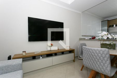 Sala de casa de condomínio à venda com 2 quartos, 86m² em Vila Euthalia, São Paulo