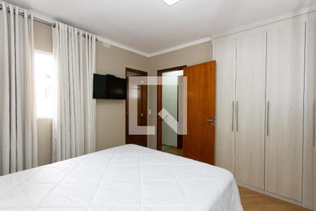 Suíte 1 de casa de condomínio à venda com 2 quartos, 86m² em Vila Euthalia, São Paulo