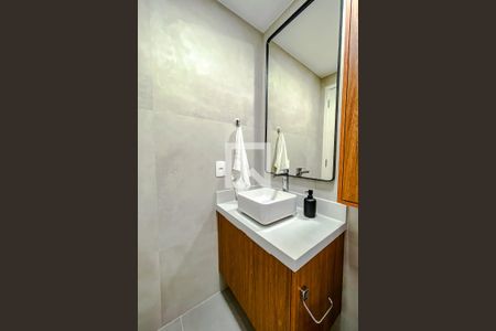 Banheiro de kitnet/studio para alugar com 1 quarto, 19m² em Vila Mariana, São Paulo