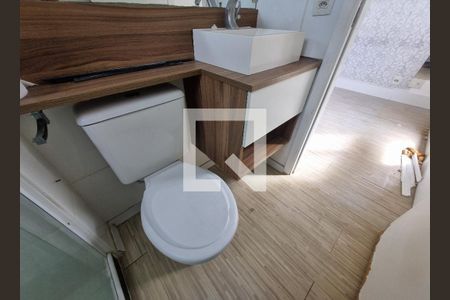 Banheiro da Suíte de apartamento para alugar com 2 quartos, 65m² em Irajá, Rio de Janeiro