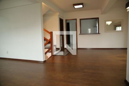 Casa de condomínio para alugar com 450m², 5 quartos e 5 vagasSala