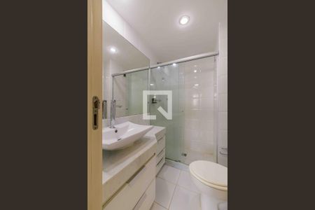 Apartamento para alugar com 64m², 2 quartos e 1 vaga Apartamento para alugar com 64m², 2 quartos e 1 vagaBanheiro da Suíte
