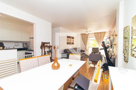 Sala de apartamento à venda com 3 quartos, 100m² em Bela Vista, São Paulo