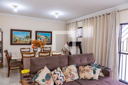 Sala de casa para alugar com 3 quartos, 330m² em Jardim Nordeste, São Paulo