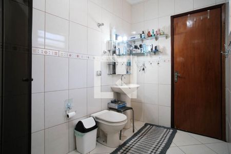 Casa à venda com 320m², 4 quartos e 4 vagasBanheiro
