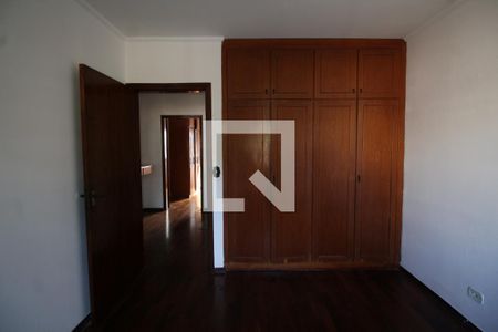 Casa à venda com 300m², 5 quartos e 3 vagasQuarto 1