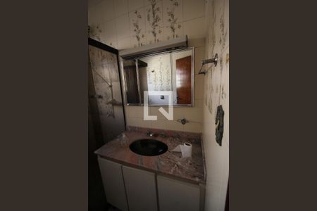 Casa à venda com 300m², 5 quartos e 3 vagasBanheiro 1