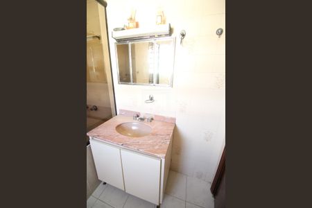 Casa à venda com 300m², 5 quartos e 3 vagasBanheiro da Suíte 1