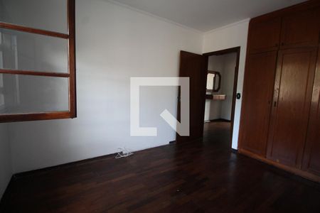 Casa à venda com 300m², 5 quartos e 3 vagasQuarto 1