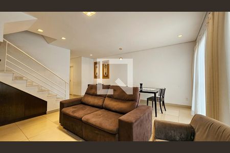 Casa de condomínio à venda com 115m², 3 quartos e 2 vagasSala
