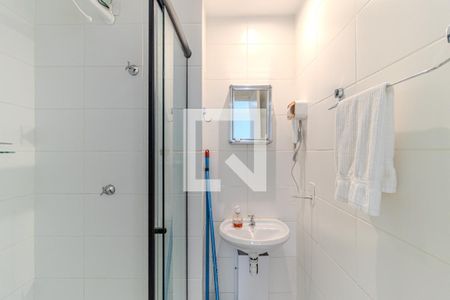 Banheiro de apartamento para alugar com 1 quarto, 25m² em Vila Buarque, São Paulo