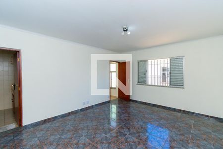 Casa à venda com 240m², 4 quartos e sem vagaEdícula - Suíte