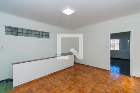 Sala de casa à venda com 4 quartos, 240m² em Vila Antonieta, São Paulo