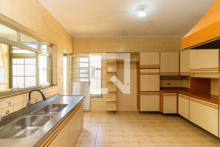 Casa à venda com 240m², 4 quartos e sem vagaCozinha 