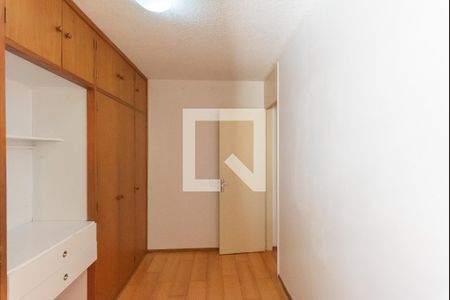 Apartamento à venda com 64m², 2 quartos e 1 vagaQuarto 2