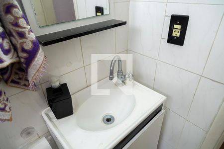 Casa à venda com 326m², 3 quartos e 3 vagasBanheiro da Suíte - Pia