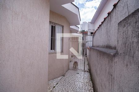 Casa à venda com 326m², 3 quartos e 3 vagasCorredor