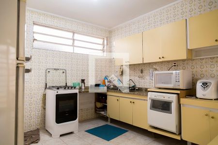 Casa à venda com 326m², 3 quartos e 3 vagasCozinha