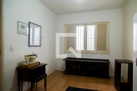 Casa à venda com 326m², 3 quartos e 3 vagasQuarto 2