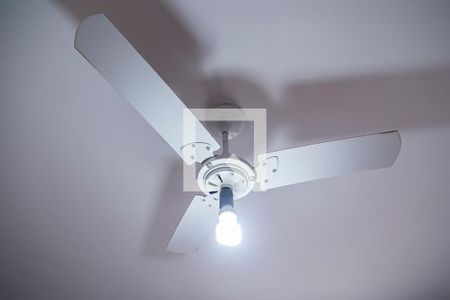 Casa à venda com 326m², 3 quartos e 3 vagasSuíte - Ventilador