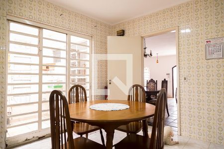 Casa à venda com 326m², 3 quartos e 3 vagasCozinha