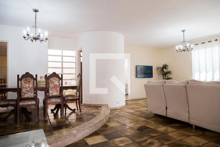 Sala de casa à venda com 3 quartos, 326m² em Vila Mariana, São Paulo