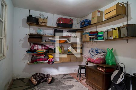 Casa à venda com 326m², 3 quartos e 3 vagasQuarto de Serviço