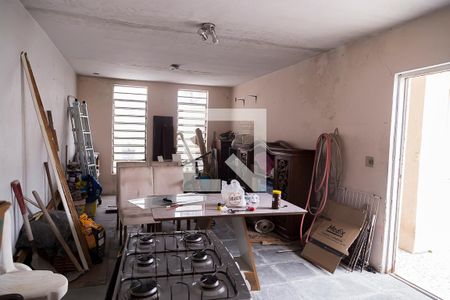 Casa à venda com 326m², 3 quartos e 3 vagasSalão de Festas