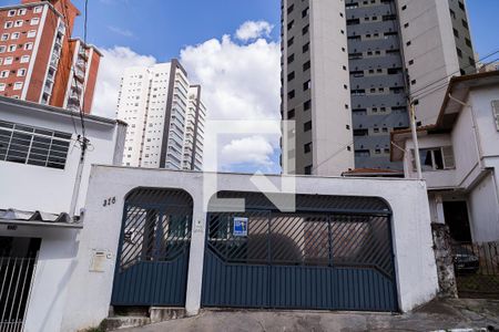 Casa à venda com 326m², 3 quartos e 3 vagasFachada