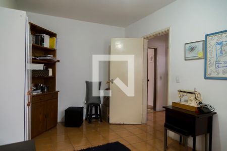 Casa à venda com 326m², 3 quartos e 3 vagasQuarto 2