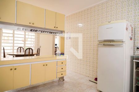 Casa à venda com 326m², 3 quartos e 3 vagasCozinha