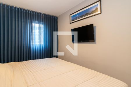 Suíte de apartamento para alugar com 2 quartos, 62m² em Vila Olímpia, São Paulo