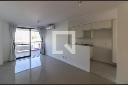 Sala de apartamento à venda com 2 quartos, 70m² em Recreio dos Bandeirantes, Rio de Janeiro