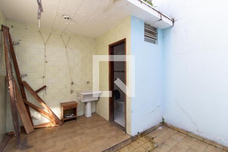 Casa à venda com 90m², 2 quartos e 1 vaga Casa à venda com 90m², 2 quartos e 1 vagaQuintal e Área de Serviço