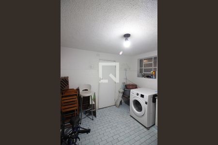 Casa à venda com 170m², 4 quartos e 1 vagaÁrea de Serviço