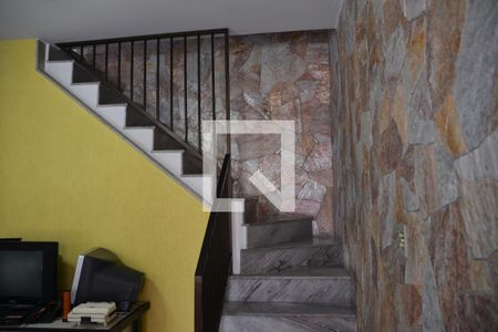 Sala de casa para alugar com 2 quartos, 108m² em Vila Caminho do Mar, São Bernardo do Campo