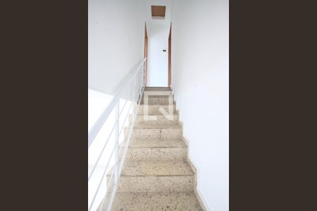 Escada de casa para alugar com 2 quartos, 75m² em Tanque, Rio de Janeiro