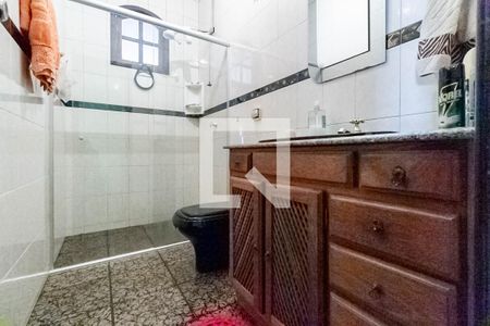 Casa à venda com 180m², 3 quartos e sem vagaBanheiro social