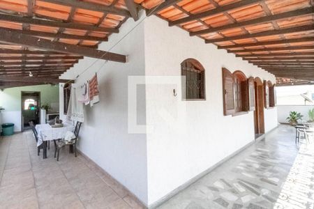 Casa à venda com 180m², 3 quartos e sem vagaÁrea Externa