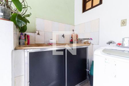 Casa à venda com 180m², 3 quartos e sem vagaÁrea de serviço