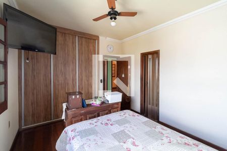 Casa à venda com 180m², 3 quartos e sem vagaSuíte