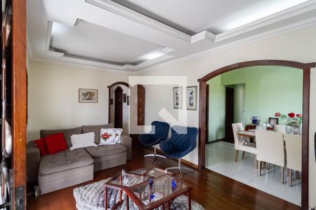 Sala de casa à venda com 3 quartos, 180m² em Paquetá, Belo Horizonte