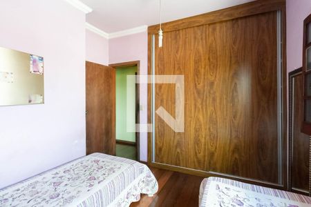Casa à venda com 180m², 3 quartos e sem vagaQuarto 2