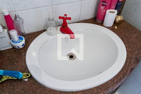 Casa à venda com 180m², 3 quartos e sem vagaBanheiro da suíte