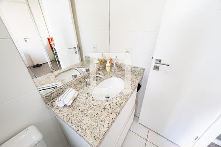 Apartamento à venda com 108m², 3 quartos e 2 vagasBanheiro da Suíte 2