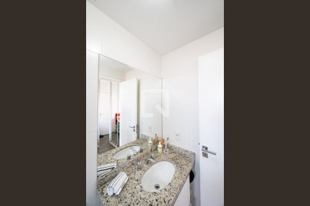 Apartamento à venda com 108m², 3 quartos e 2 vagasBanheiro da Suíte 2