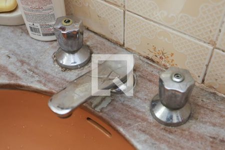 Casa à venda com 180m², 4 quartos e 3 vagasBanheiro 2