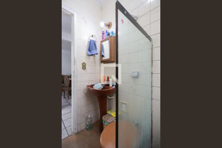 Casa à venda com 180m², 4 quartos e 3 vagasBanheiro 1